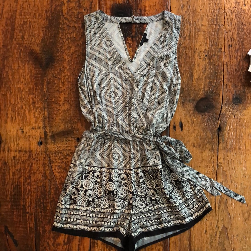 CLEARANCE ! Romper with Tie Waist & Back Cutout